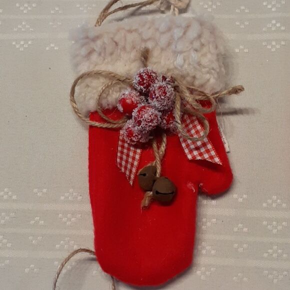 6 pc handmade ornaments - Picture 2 of 9